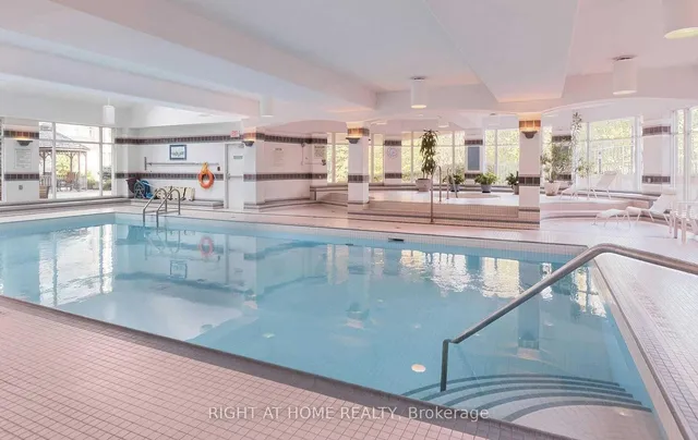 Additional image 38 of 18 Concorde Pl Unit 601