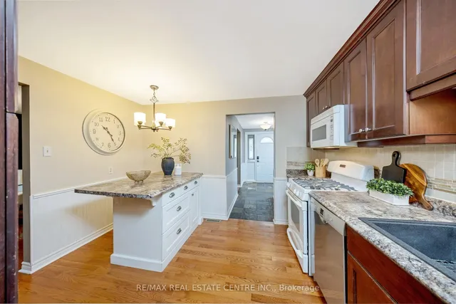 房产图片 17 - Trafalgar大道515号街区