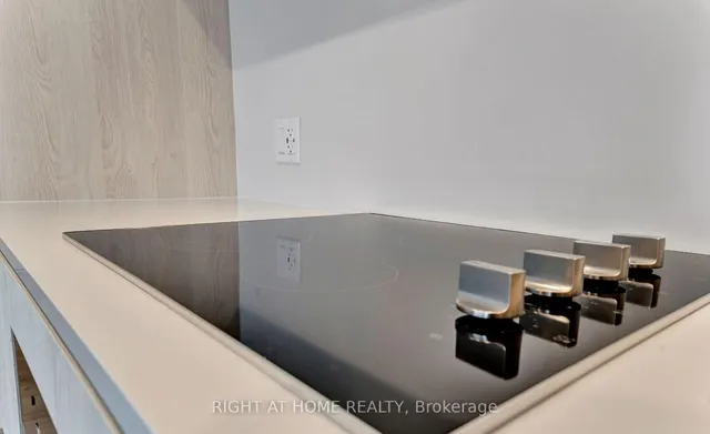 Additional image 8 of 1 Jarvis St Unit 1512