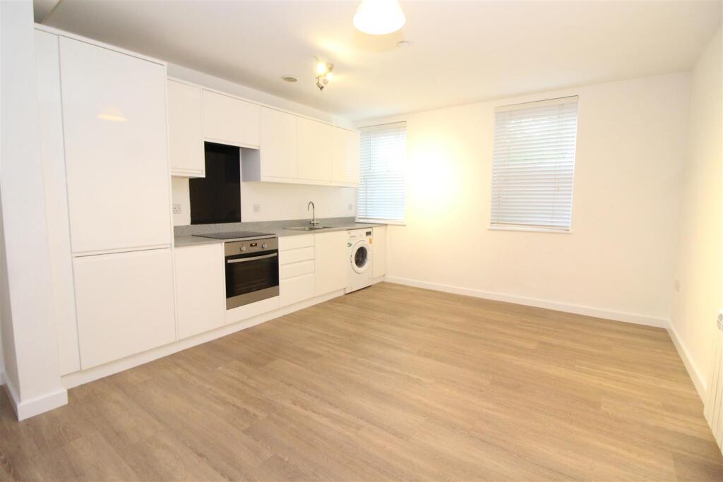 Additional image 10 of Porters Wood, ST ALBANS