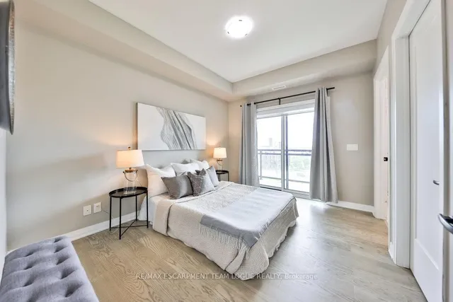 Additional image 19 of 128 GROVEWOOD COMMON Unit 509