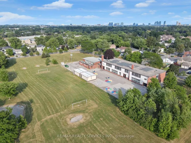 Additional image 37 of 22 Buena Vista Ave