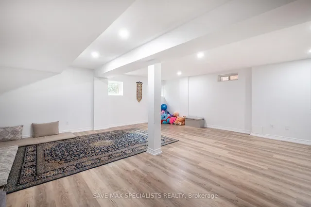 Additional image 45 of 21 Isaac Devins Blvd