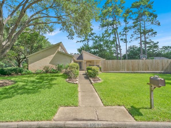10534 Moorcreek Dr, Houston, TX 77070
