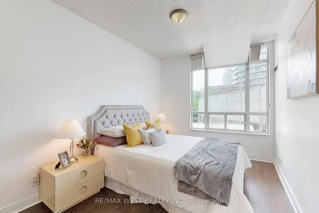 Additional image 11 of 80 Absolute Ave Unit 206