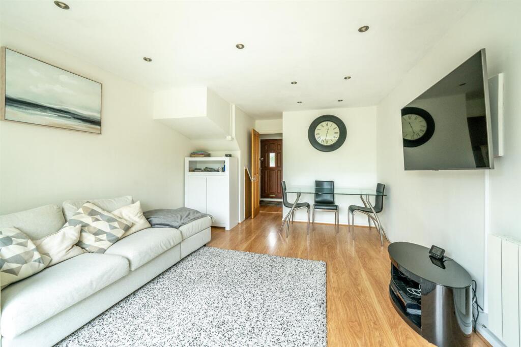 Additional image 6 of Carlbury Close, St. Albans