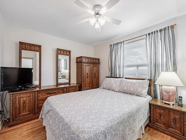 Additional image 33 of 16 Mozart Ave