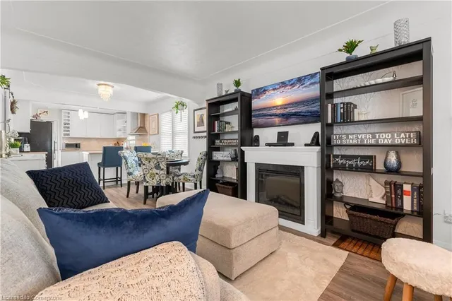 Additional image 16 of 97 Bell Ave