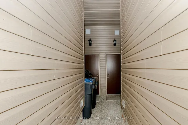 Additional image 47 of 128 Finegan Circ