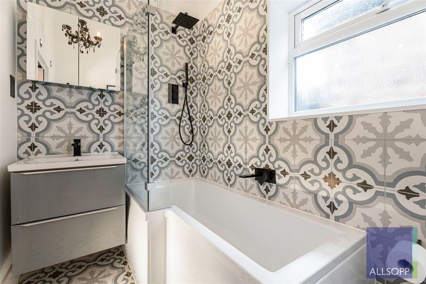 Additional image 8 of Wroxham Way, Harpenden, AL5