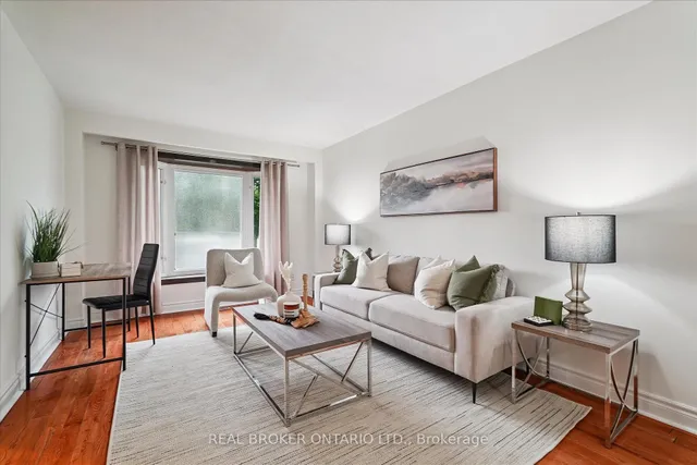 Additional image 8 of 14 Wimbledon Crt