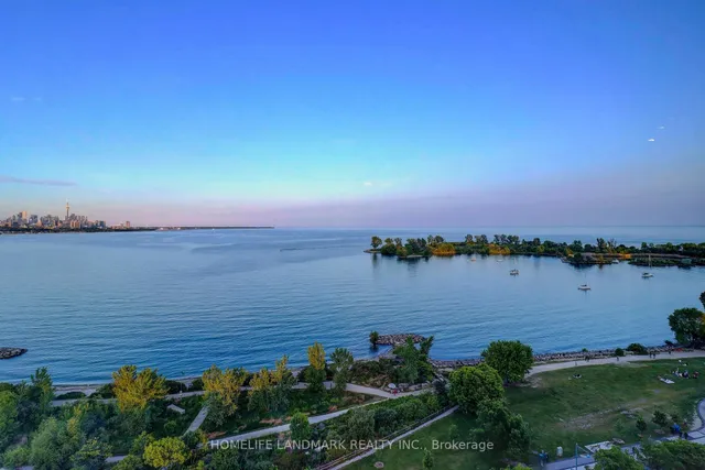 Additional image 40 of 58 Marine Parade Dr Unit 1203