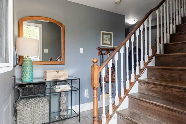 Additional image 6 of 100 Beddoe Dr Unit 21