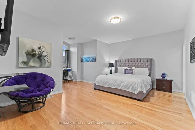 Additional image 29 of 6 Islington Dr