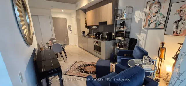 Additional image 4 of 161 Roehampton Ave Unit 226