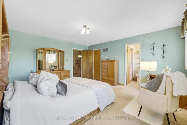 Additional image 18 of 22 Donna Dr