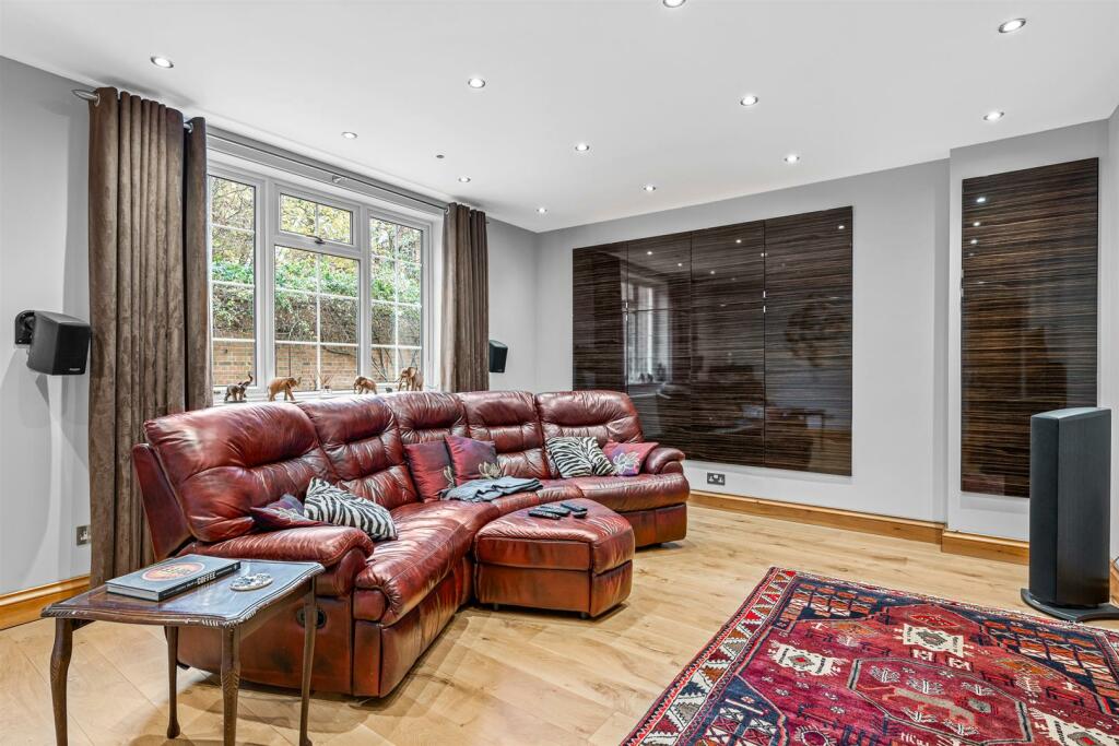 Additional image 9 of Tewin Water, Welwyn