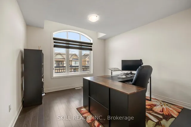 Additional image 27 of 57 Monument Tr