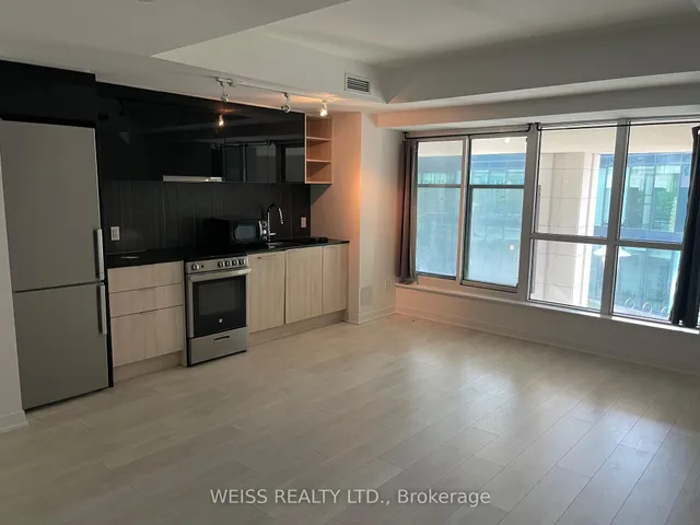 房产图片 2 - 31 Tippett Rd 单元 221