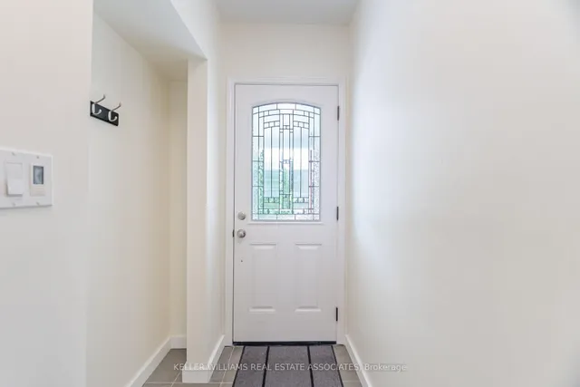 Additional image 3 of 561 Oakwood Ave