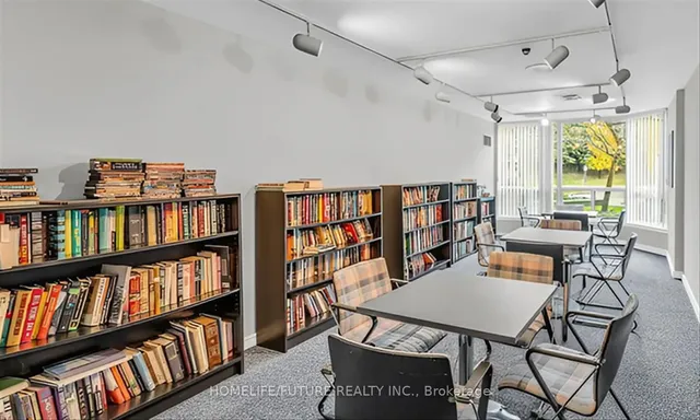 Additional image 20 of 12 Laurelcrest St Unit 1004