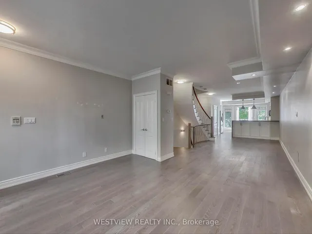 Additional image 43 of 2111 Lake Shore Blvd Unit TH7