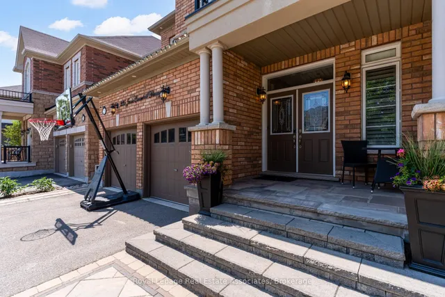 Additional image 3 of 235 Jessie Caverhill Passage