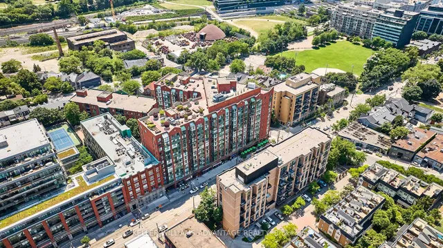 Additional image 32 of 800 King St Unit 201