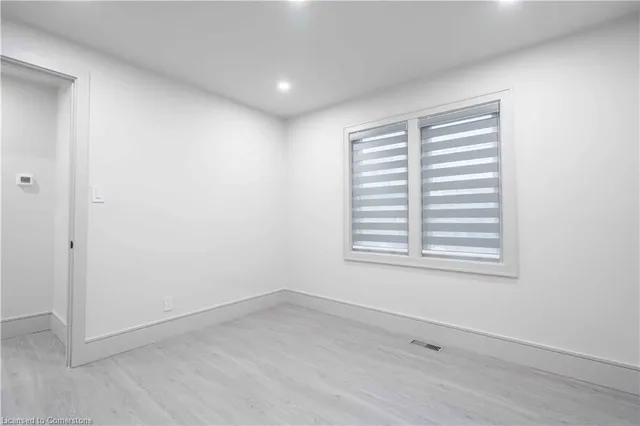 Additional image 16 of 104 Second St Unit UPPER