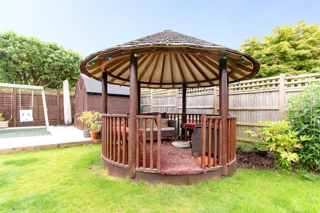 Additional image 24 of Tippendell Lane, Park Street, St. Albans, Hertfordshire, AL2