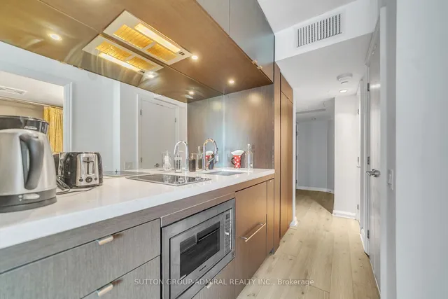 Additional image 12 of 155 YORKVILLE Ave Unit 1908