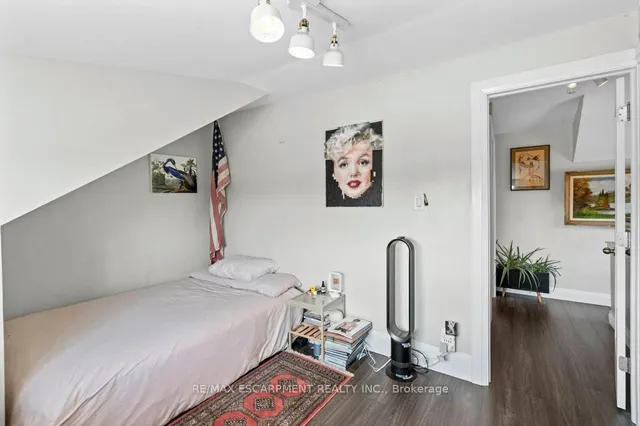 Additional image 26 of 127 Sherman Ave