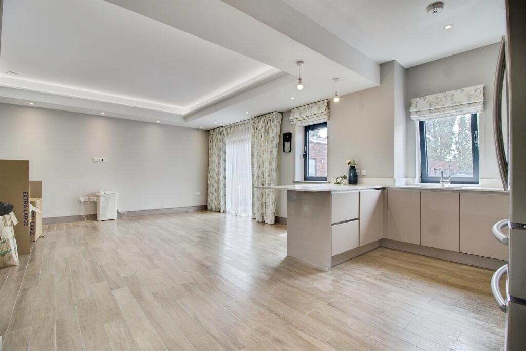 Additional image 18 of Groom Place, Welwyn Garden City