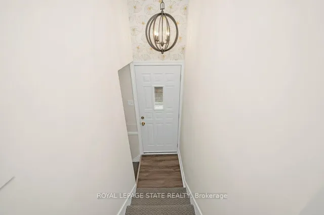 Additional image 24 of 891 Garth St