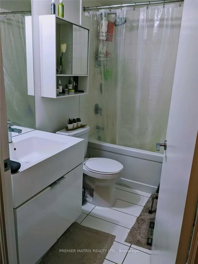 Additional image 7 of 21 Iceboat Terr Unit 330