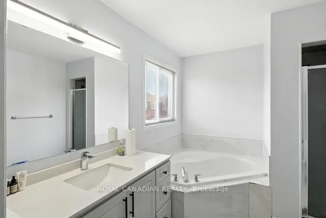 Additional image 8 of 112 Saintsbury Cres