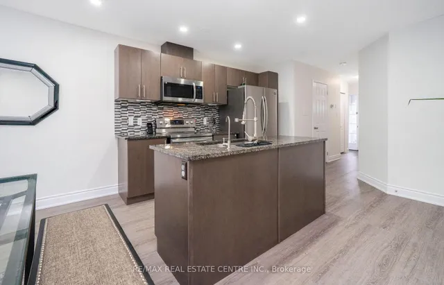 Additional image 15 of 504 WOODLEA Crt