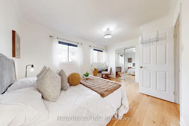 Additional image 14 of 26 Rumi Cres