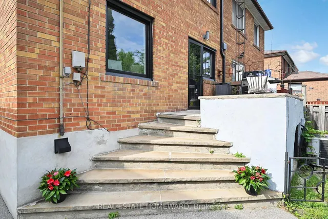 Additional image 39 of 33 Graystone Gdns