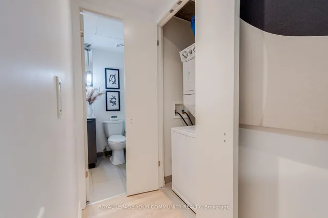 Additional image 17 of 650 King St Unit 211