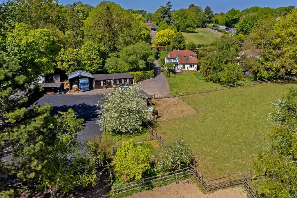 Additional image 32 of Reynards Road, Welwyn