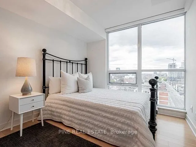 Additional image 9 of 320 Richmond St Unit 1103