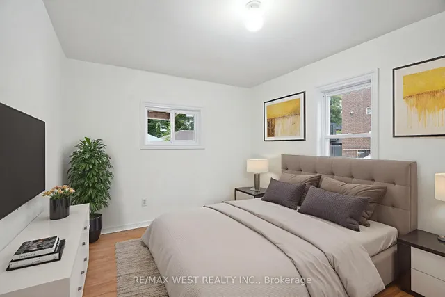 Additional image 9 of 130 Lansdowne Ave