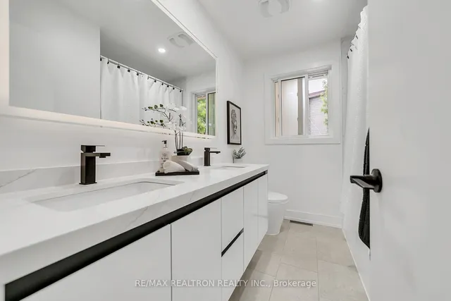 Additional image 10 of 250 Acton Ave