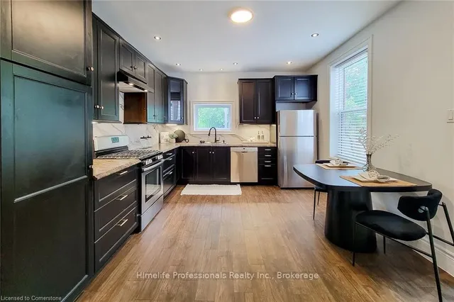 Additional image 18 of 116 Locke St