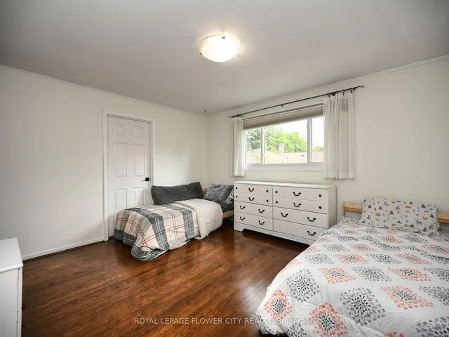 Additional image 30 of 2 Aintree Cres