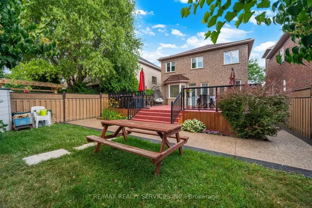 Additional image 48 of 75 Harbourtown Cres