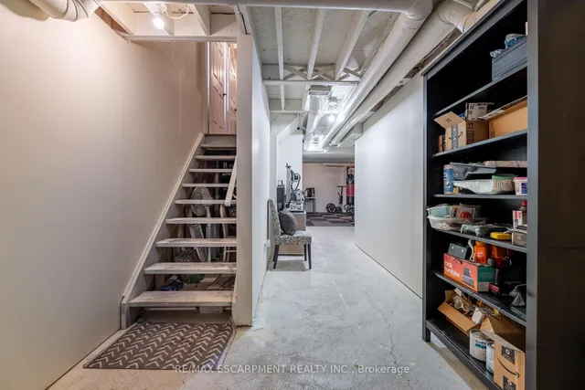 房产图片 39 - 哈夫曼路4670号