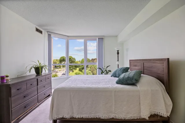 Additional image 21 of 3231 Eglinton Ave Unit 506