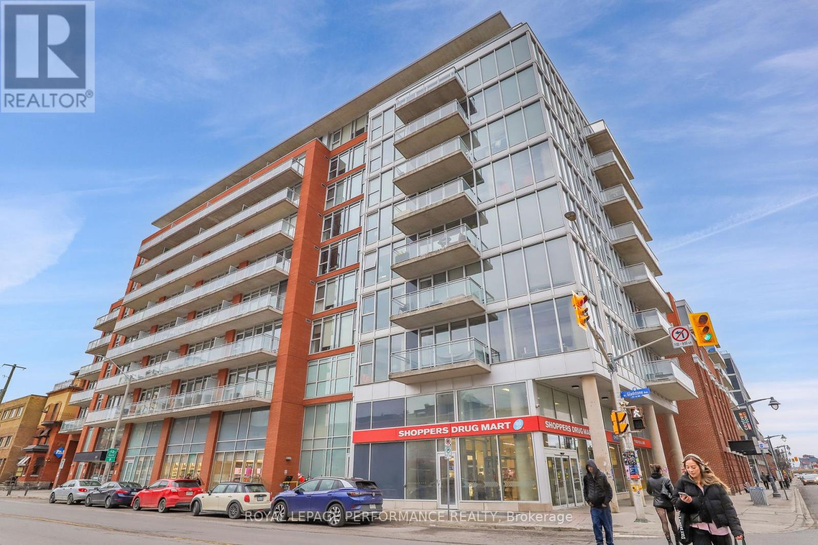 815 - 354 GLADSTONE AVENUE N|Ottawa, Ontario K2P0R4